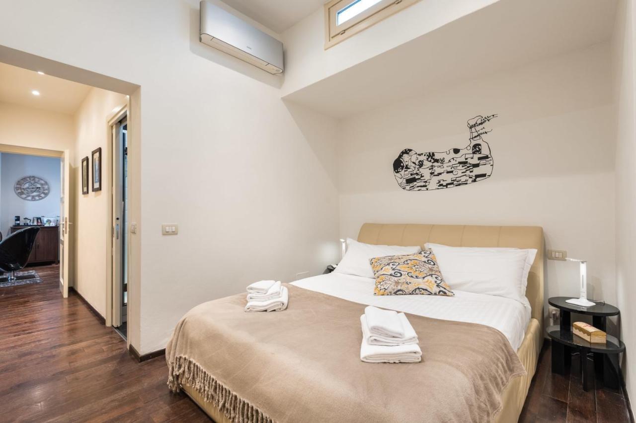 Art Gallery Apartment In Florence - Hosted By Sweetstay Florença Exterior foto