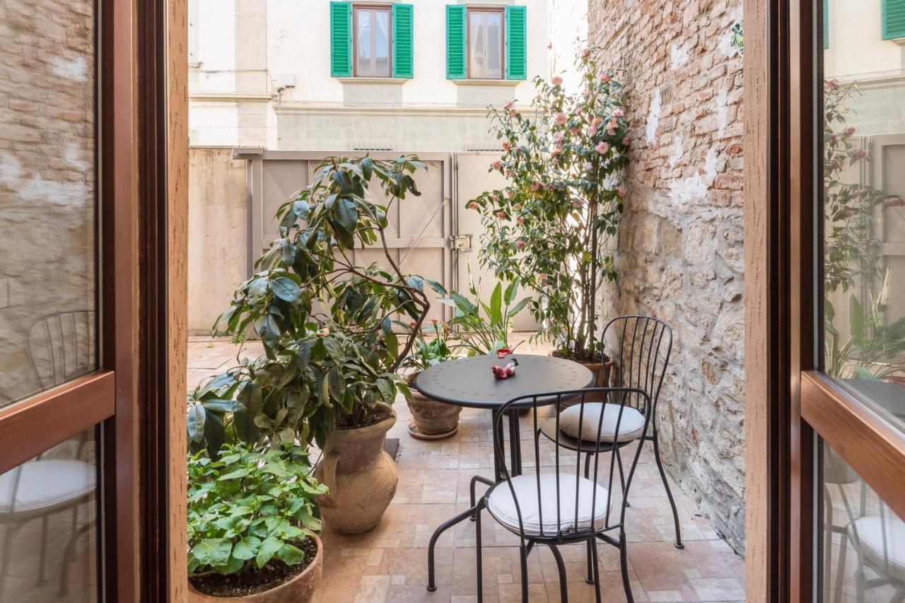 Art Gallery Apartment In Florence - Hosted By Sweetstay Florença Exterior foto